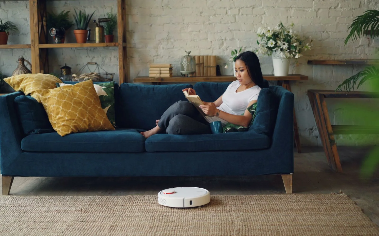 Smart Home gear in a lived-in everyday setting